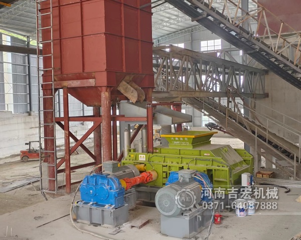 石灰石制砂什么機(jī)械好,成品率如何？